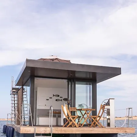 Barco Casa Marina Πλωτό κατάλυμα *
