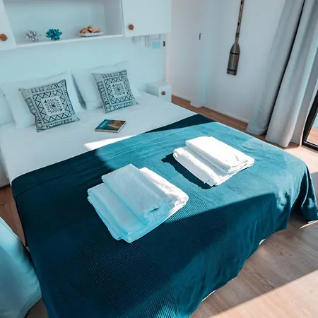 Πλωτό κατάλυμα Barco Casa Marina *